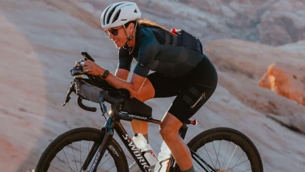 Lael Wilcox parte alla conquista del mondo
